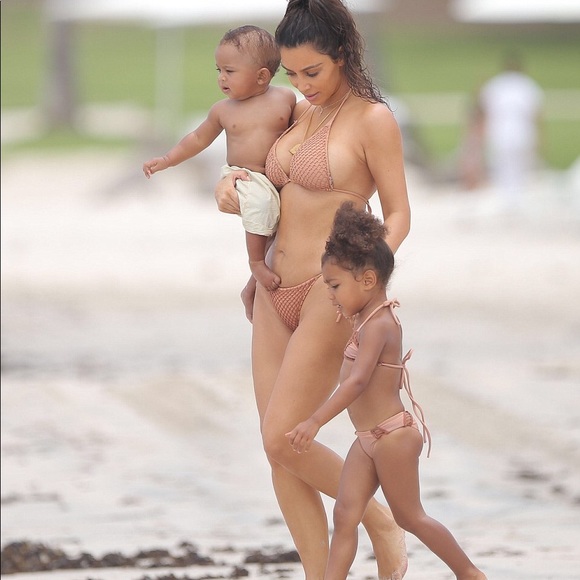 Acacia Crochet Set - Picture 6 of 8